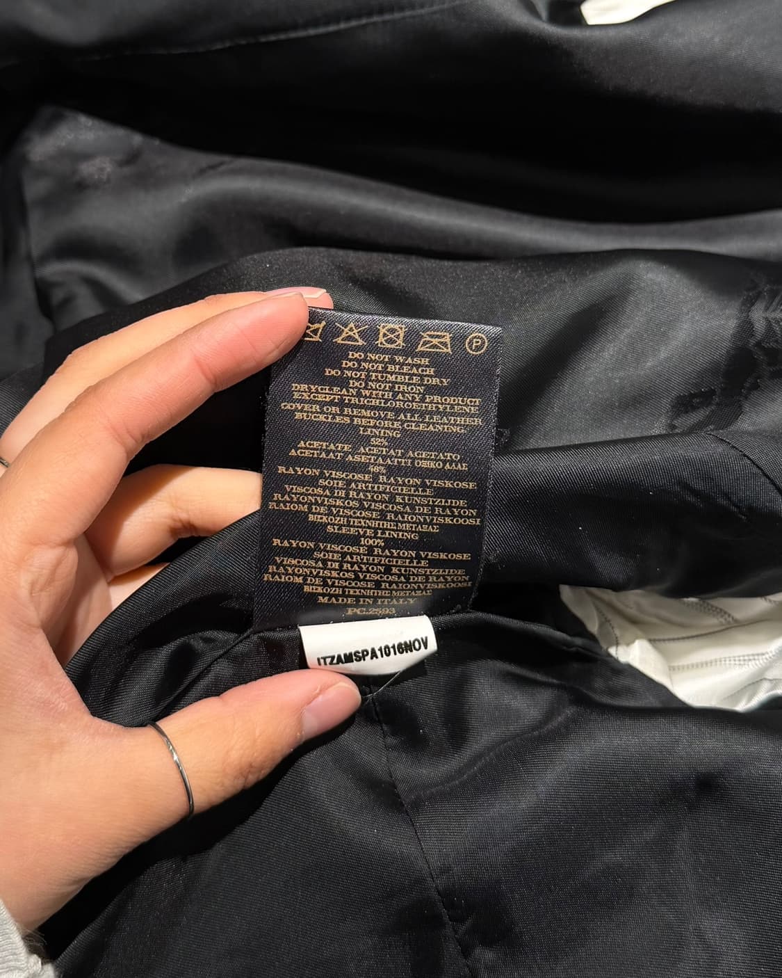 버버리 블랙 트위드 더블 브레스티드 자켓 상품이미지10