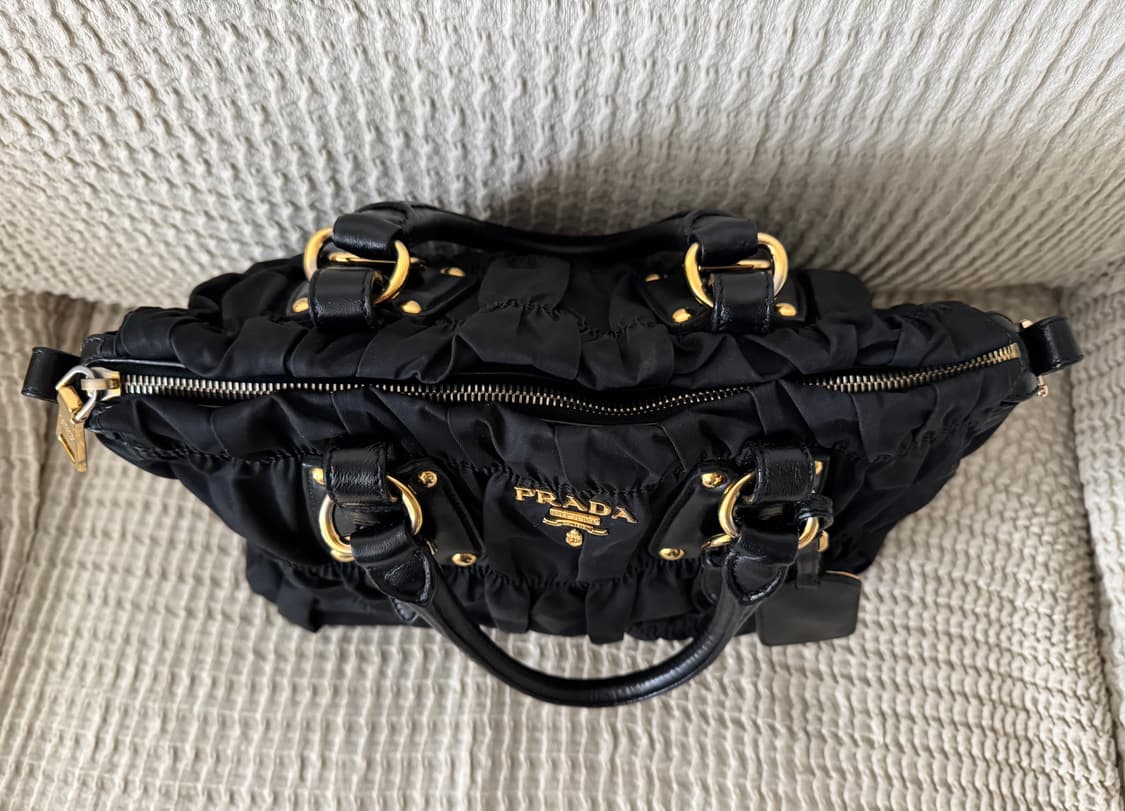 프라다 테수토 고프레 나일론 토트백 상품이미지5