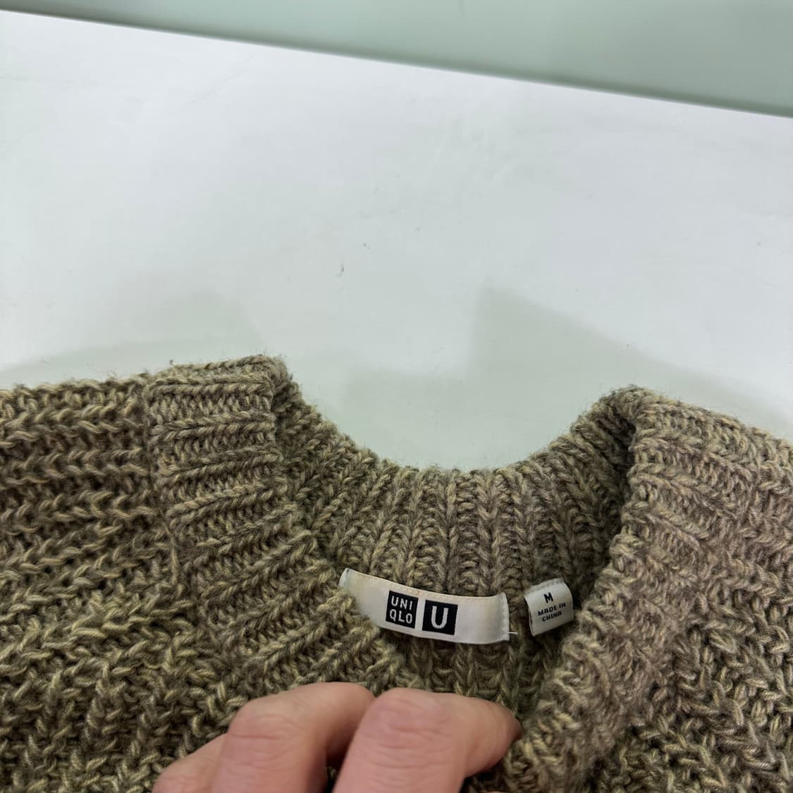 우먼M 유니클로U 루즈핏 나염보카시 모크넥니트 상품이미지2