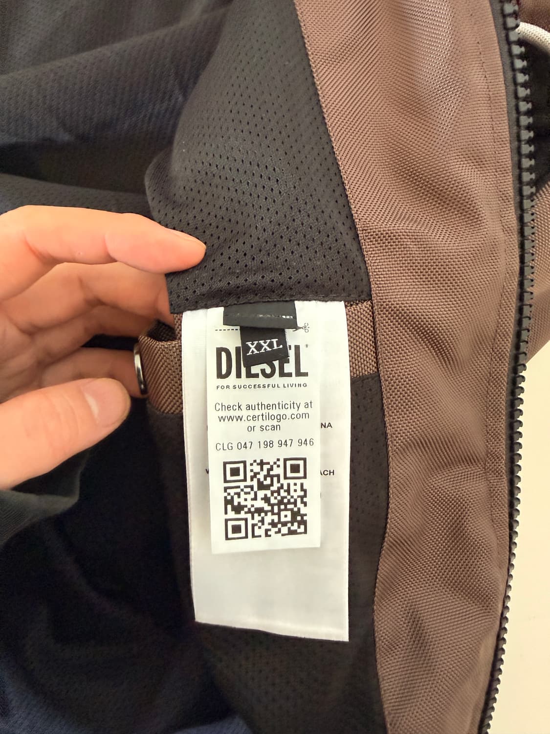 디젤(Diesel)의 J-블링크 컬러블록 나일론 바이커 자켓 상품이미지5