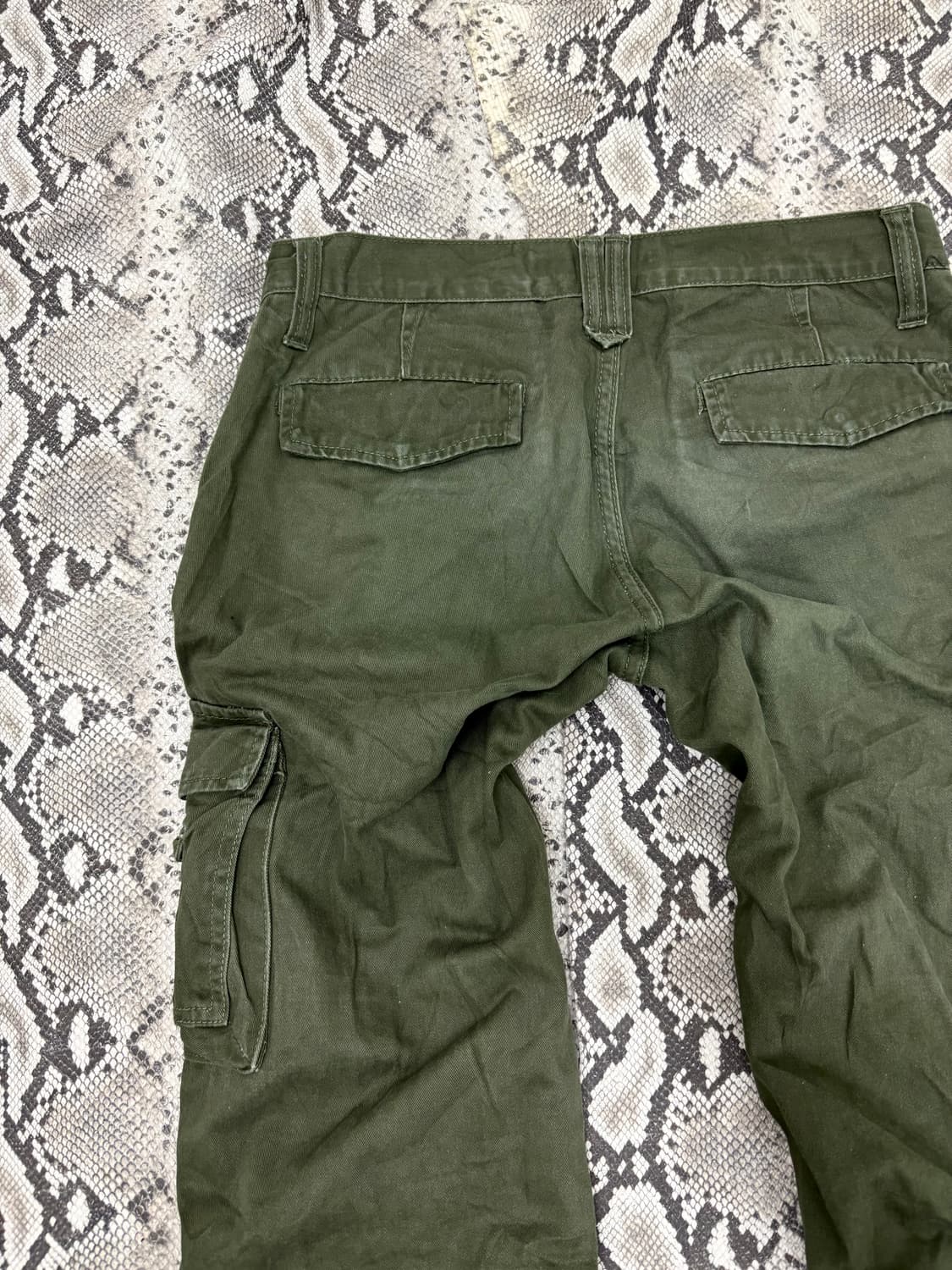 “Dominate” Y2K Khaki Cargo Pocket Pants 상품이미지6