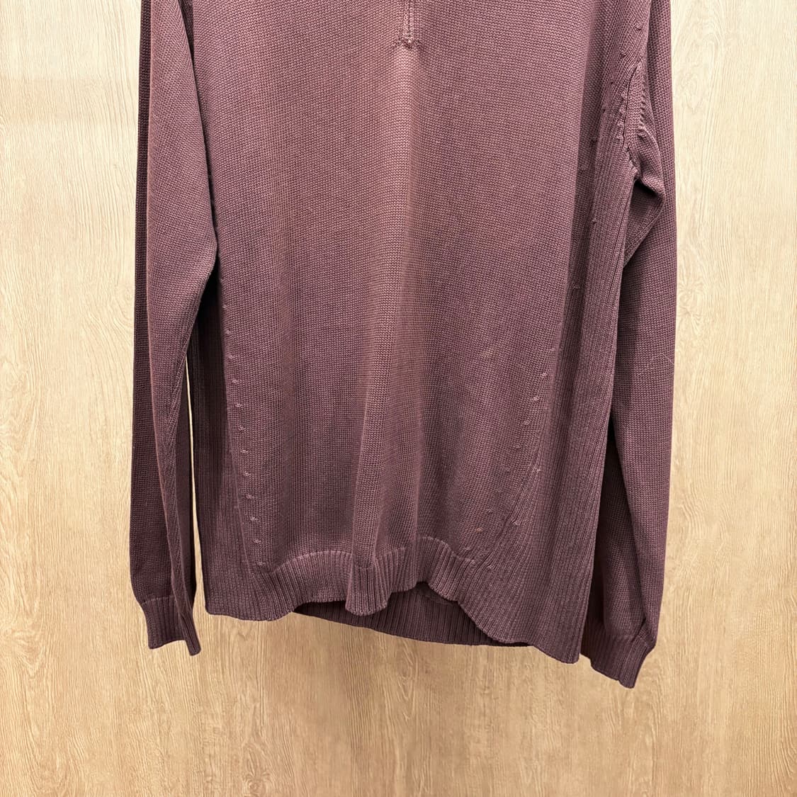 살바토레 페라가모 카라넥 코튼 긴팔 니트 하프 집업 디테일 다크 버건디 상품이미지5