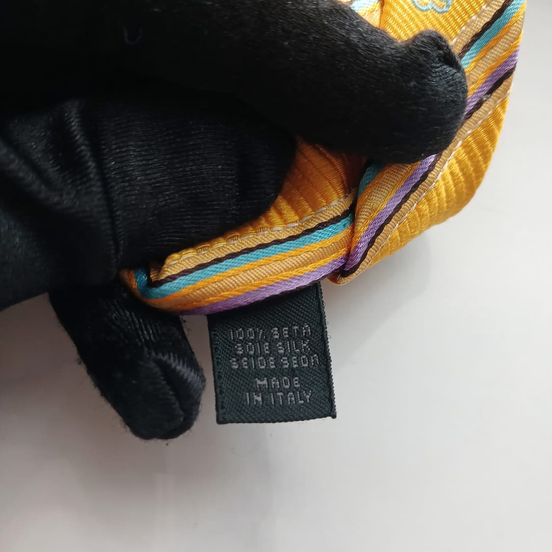 에스까다 실크 옐로 스트라이프 넥타이 8.7cm A+등급 A18423
 상품이미지8