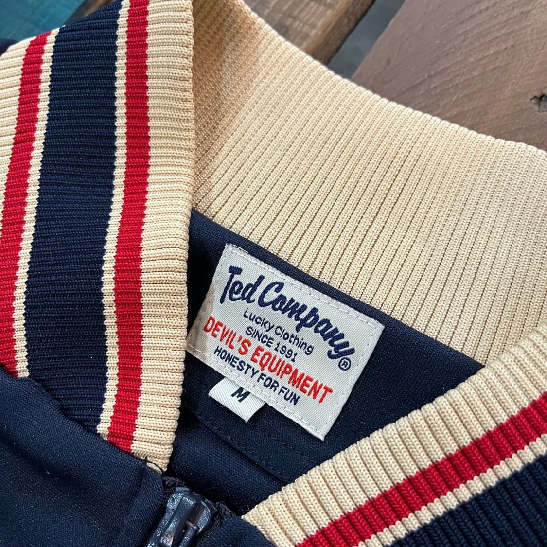 테드컴퍼니 럭키데빌 에어포스 트랙탑 자켓 유니섹스 상품이미지4