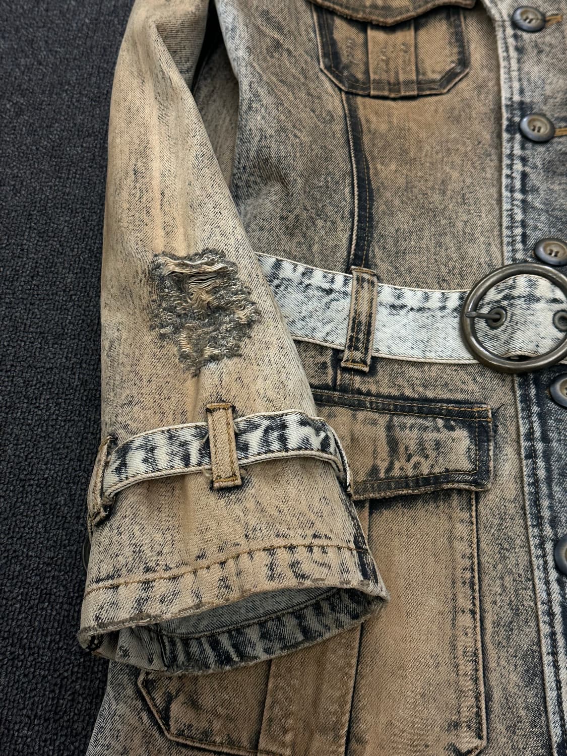 M)L.G.B 빈티지 컷아웃 디테일 워싱 헌팅 데님 자켓 상품이미지3