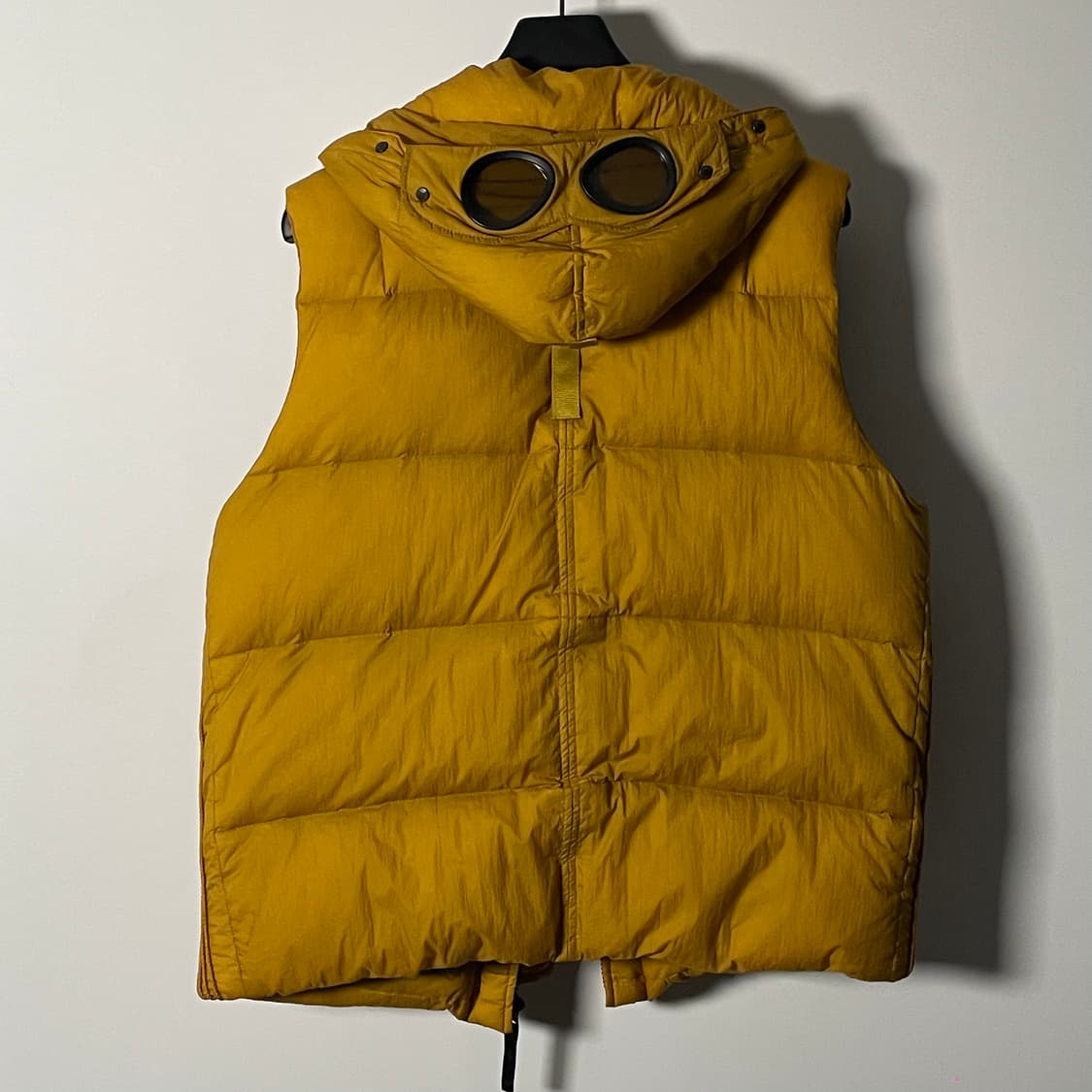 CP컴퍼니 나일론 고글 조끼패딩 (on.626)   상품이미지1