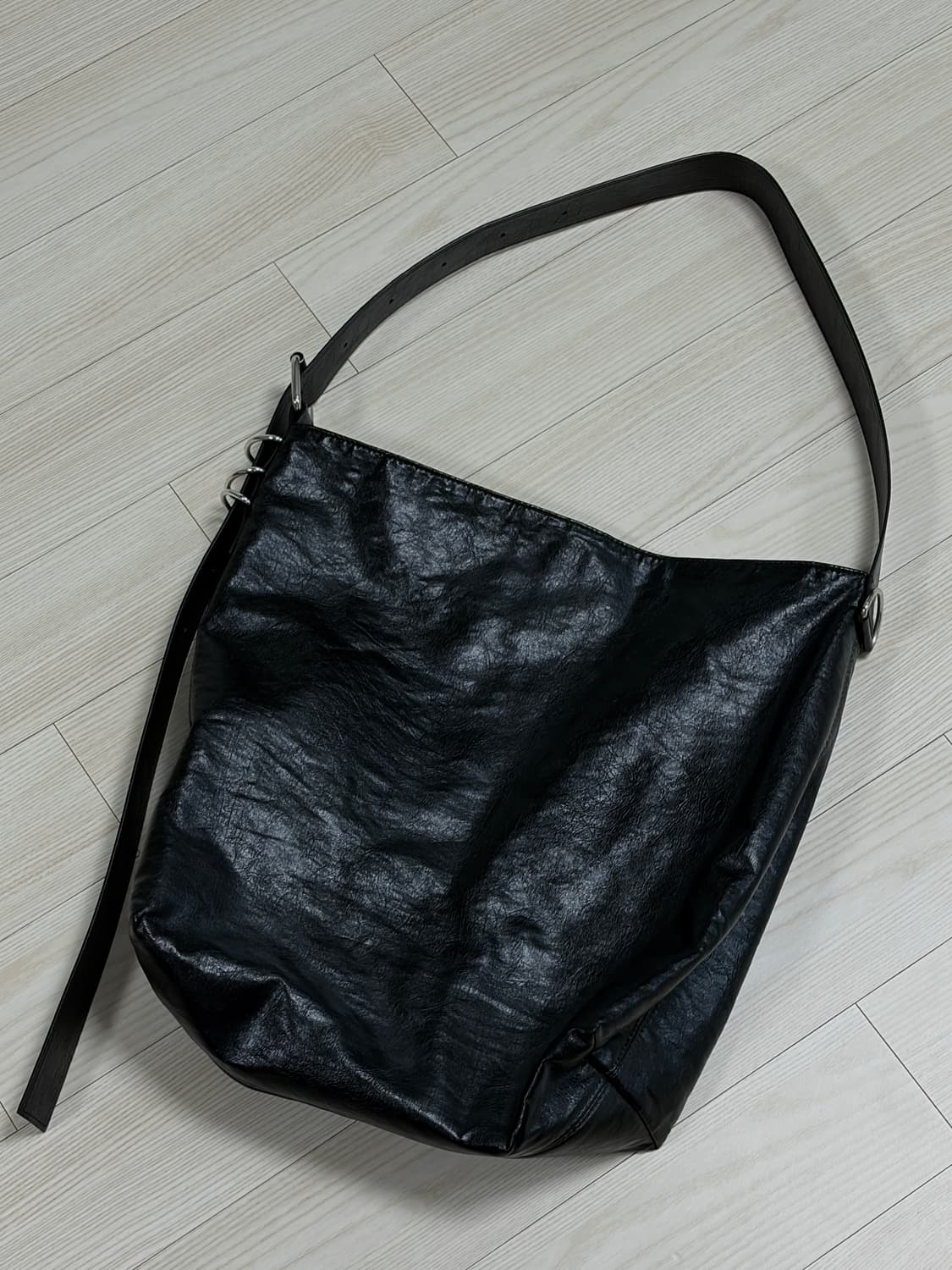 LCDC 벨트 스트랩 레더백 상품이미지1