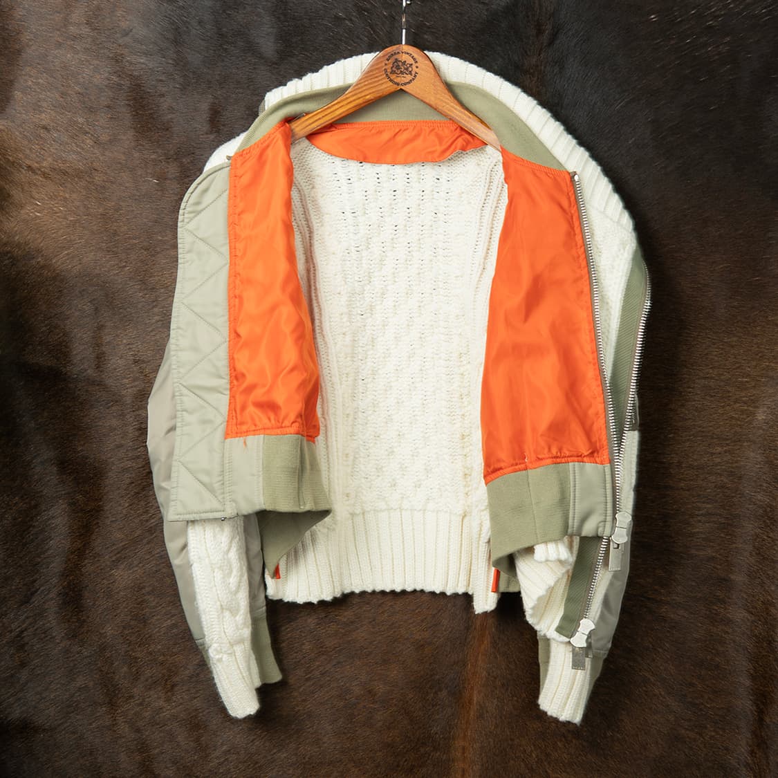 [2] sacai 사카이 23FW MA-1 케이블 니트 봄버 자켓  상품이미지4