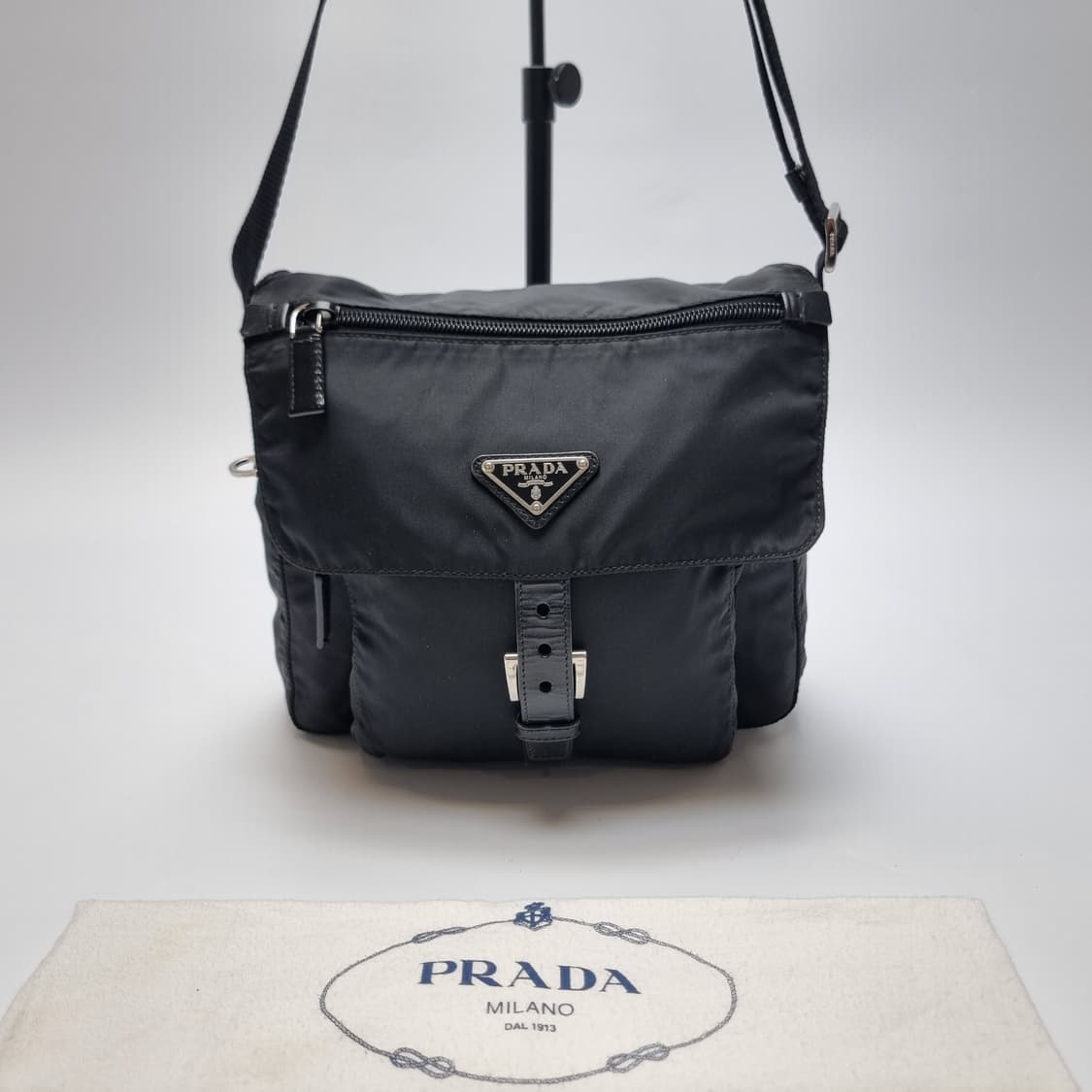 프라다 PRADA 나일론 크로스백 메신저백 (신형, 상급, 남여공용) 상품이미지1