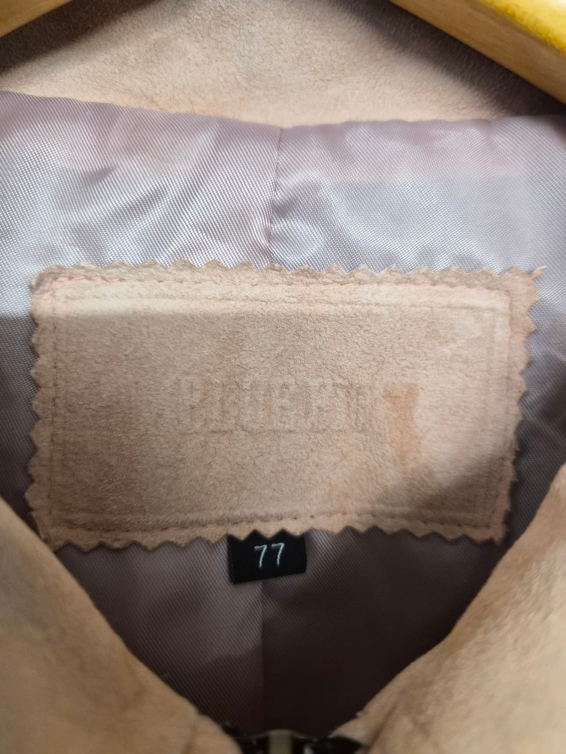 우먼 77) blue fit x ROBO 램스킨 스웨이드 자켓 팝니다 상품이미지4