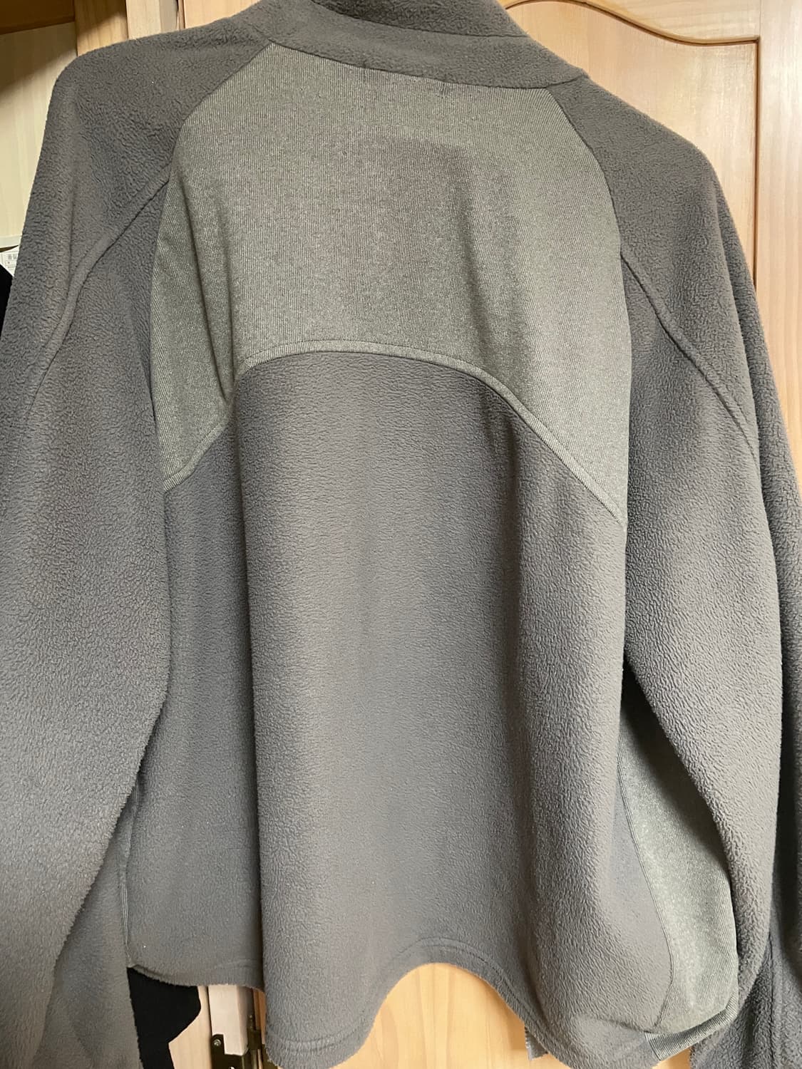 허그유어스킨 드로우 스트링 플리스 차콜 상품이미지4