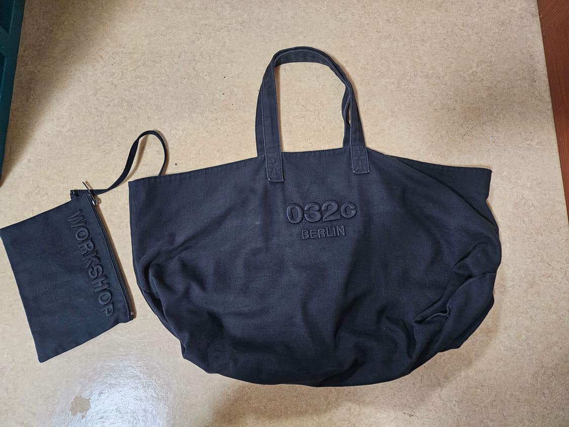 032c 위켄드 블랙 토트백 상품이미지1