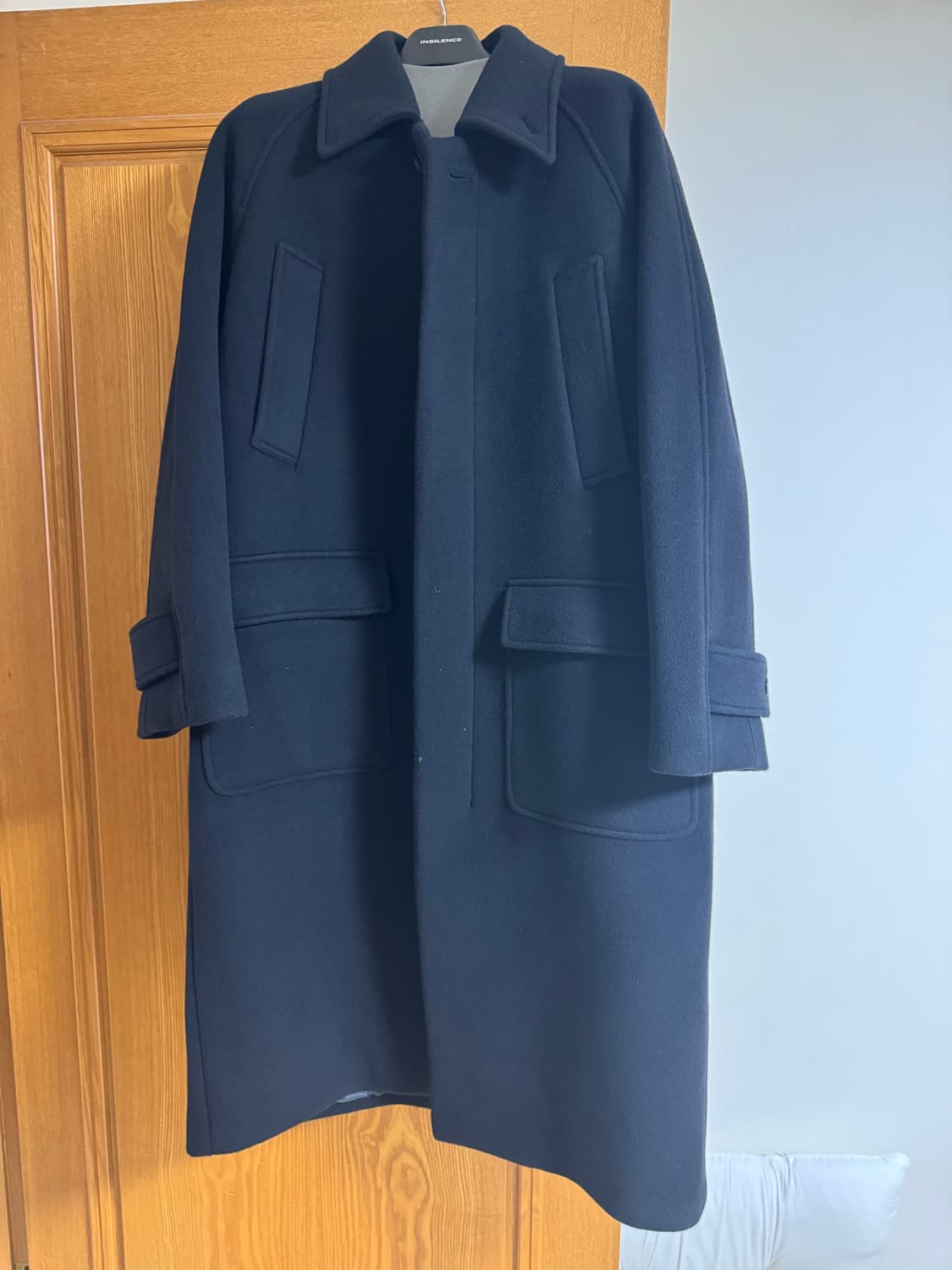 인사일런스 오버사이즈 발마칸 코트(Dark navy) 상품이미지3