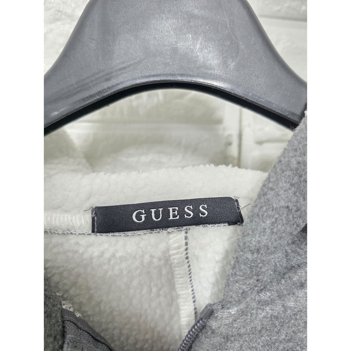 택포_ 게스 GUESS 기모 후드집업 M  상품이미지2