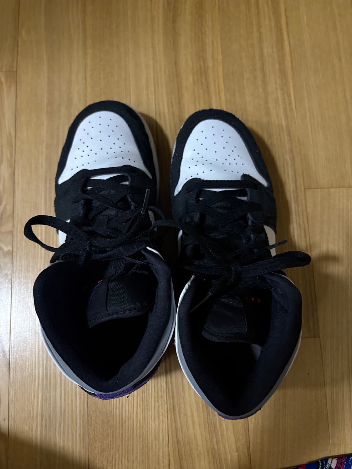 나이키 조던 1 미드 SE 코트 퍼플 상품이미지3