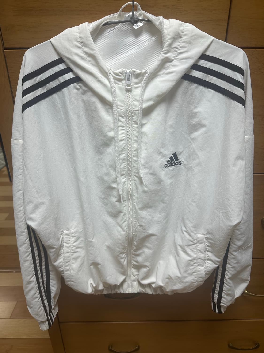 아디다스 바람막이 팝니다 상품이미지3