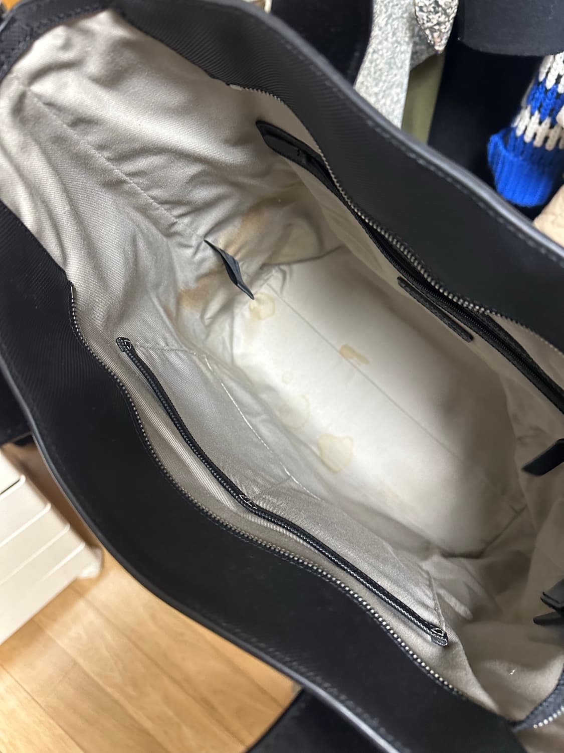 라코스테 토트백 블랙 팝니다 상품이미지4