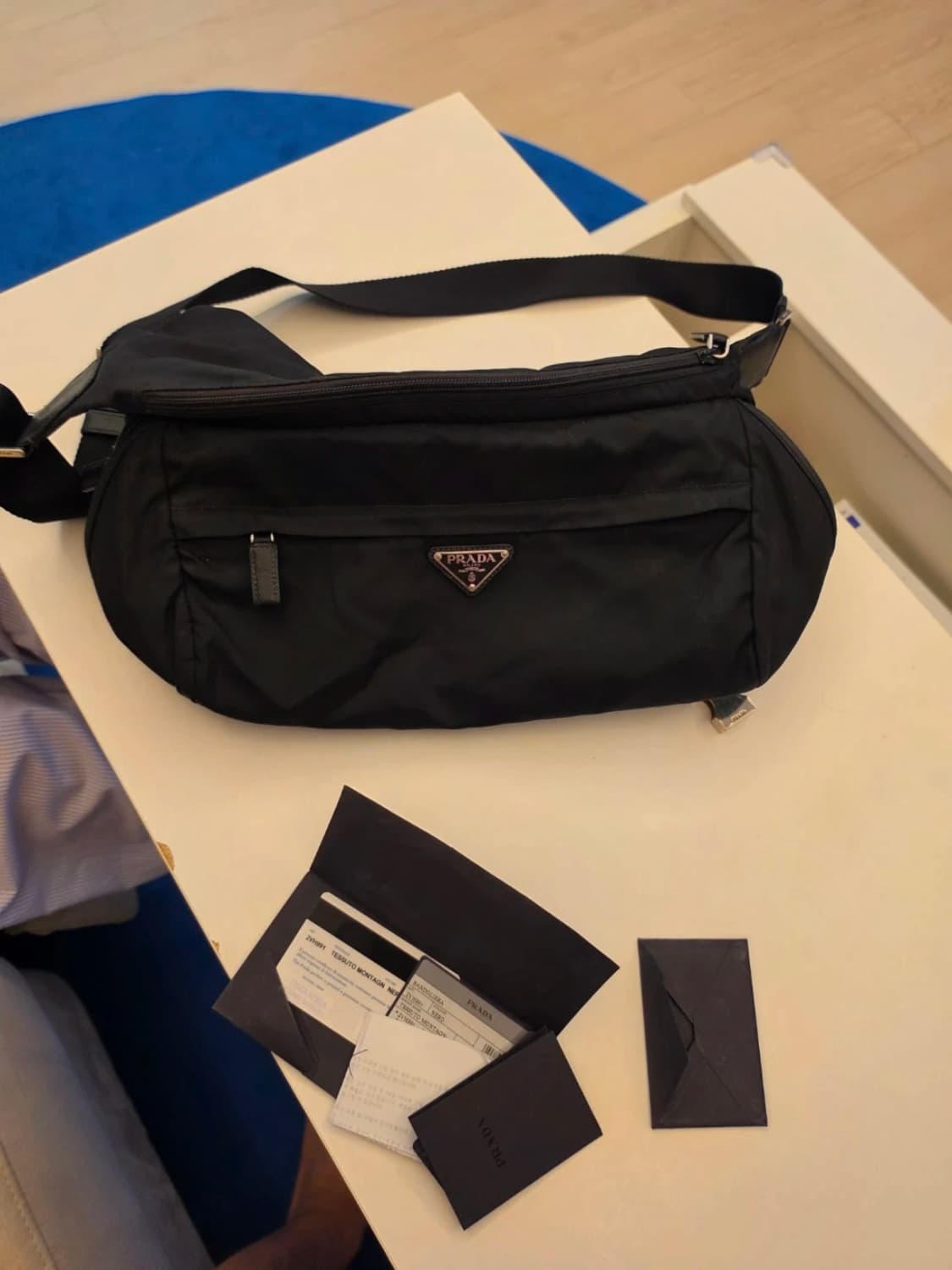 프라다 바이커백 라지 2vh991 상품이미지1