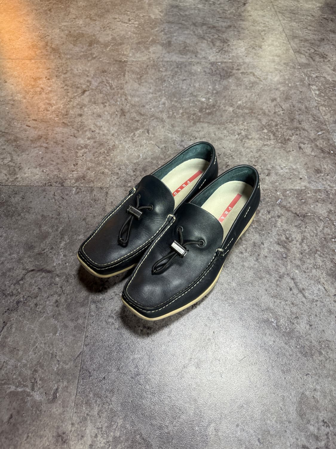 프라다 리네아로사 로퍼 8.5 상품이미지1