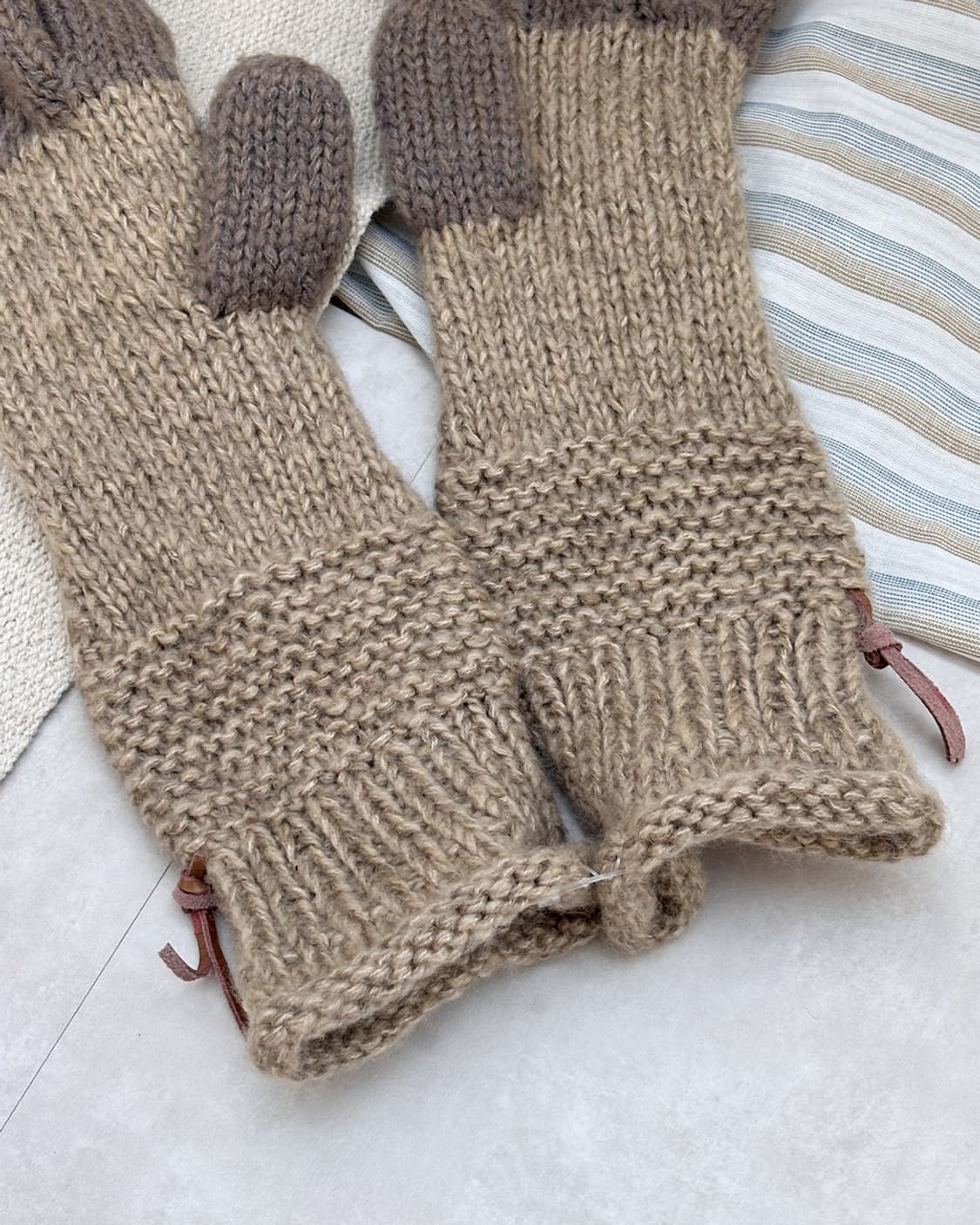omo finger toe point knit gloves 상품이미지5
