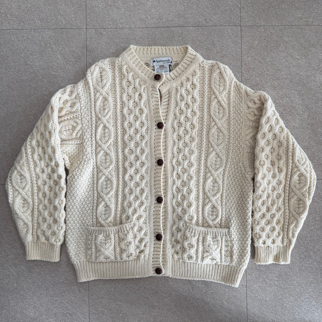Appleseed’s 아란 울 가디건 상품이미지1