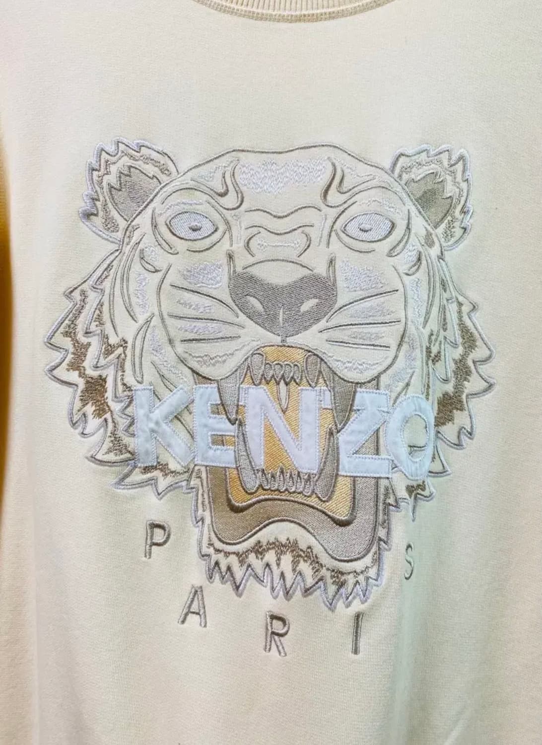 겐조 시그니처 호랑이자수 아이보리 맨투맨 L-XL 상품이미지3