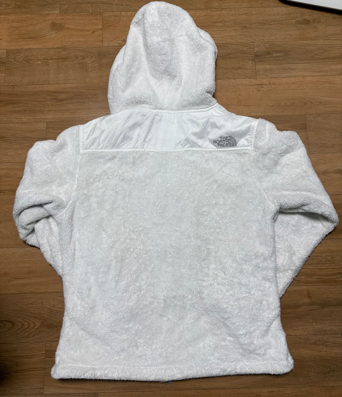 노스페이스 화이트 후리스 집업 상품이미지2