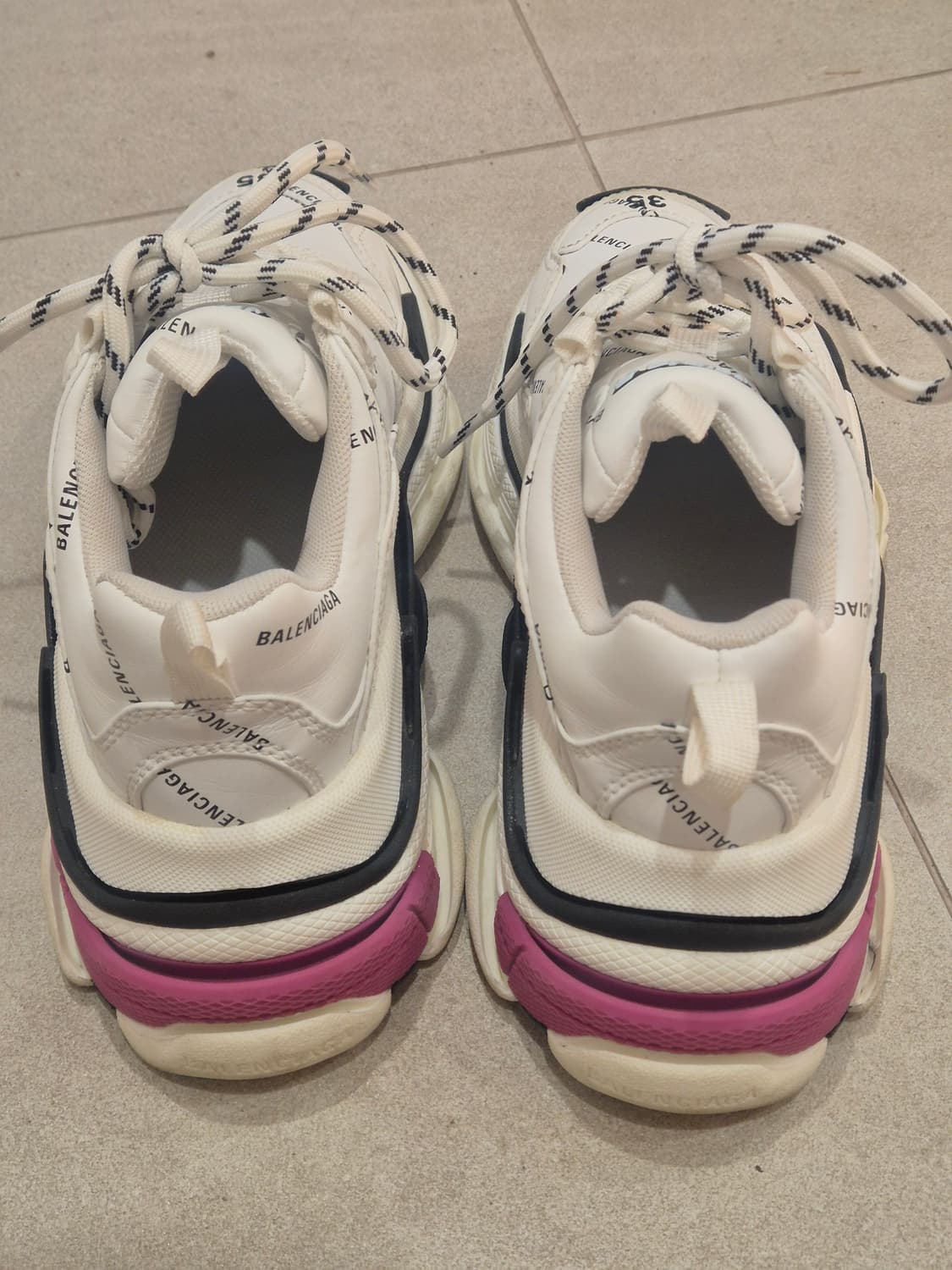 발렌시아가 트리플s 올오버 상품이미지3