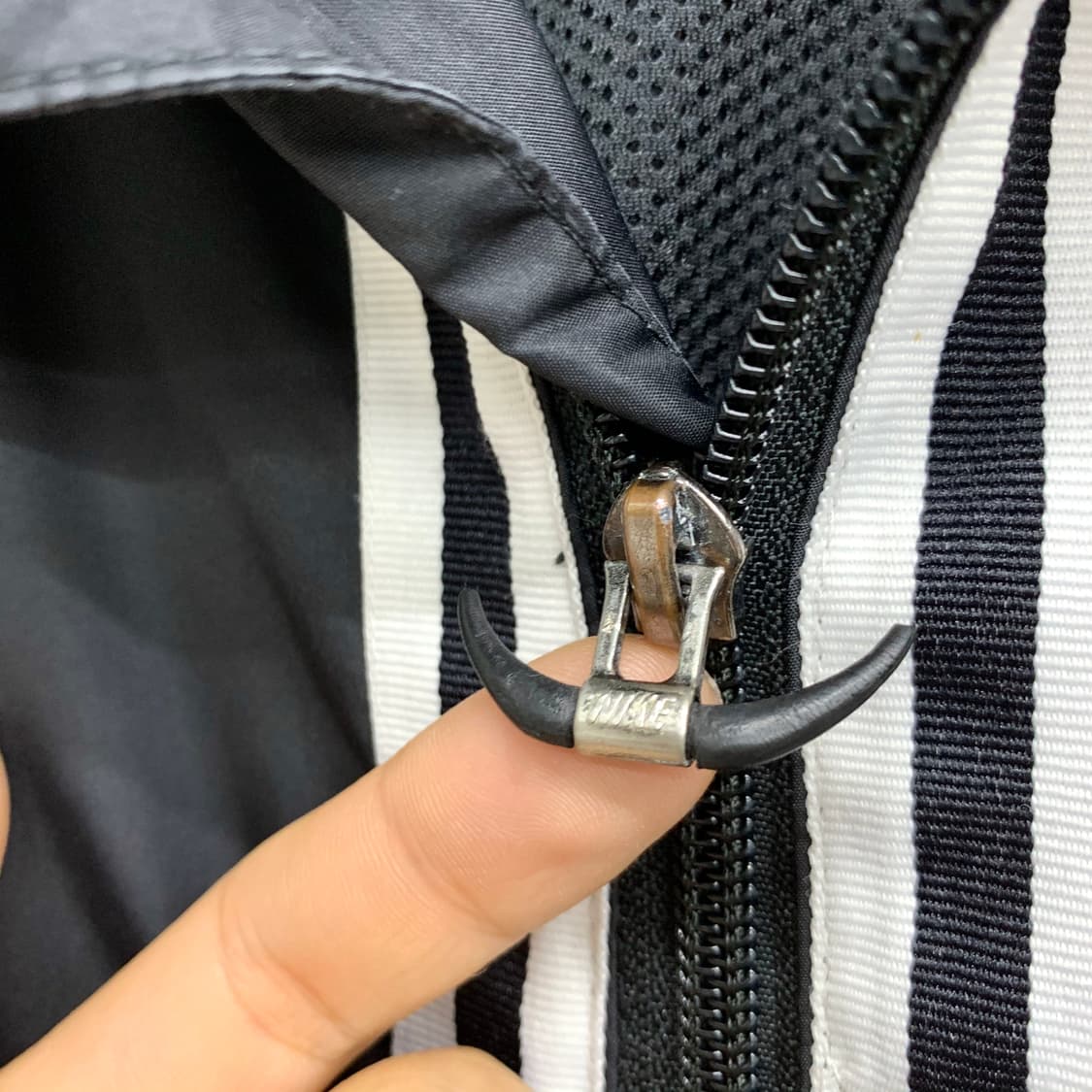 나이키 제팬 라인 스우시 올드스쿨 오레오 자켓 상품이미지5