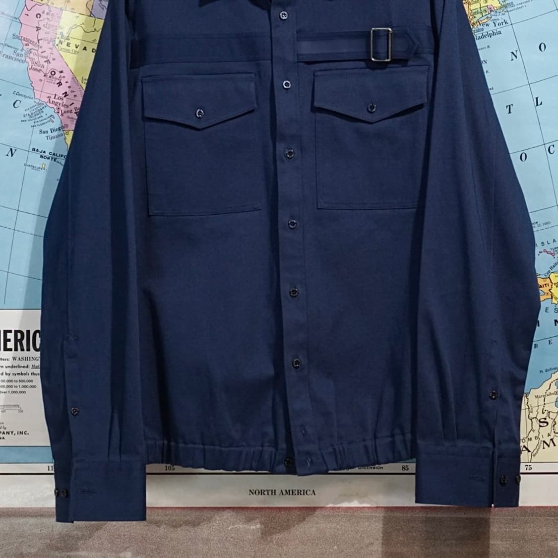 닐바렛 체스트 스트랩 블루종 셔츠 상품이미지3