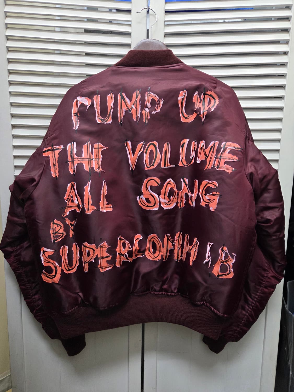 슈퍼콤마비 핸드패인팅 MA-1 항공 점퍼 상품이미지2