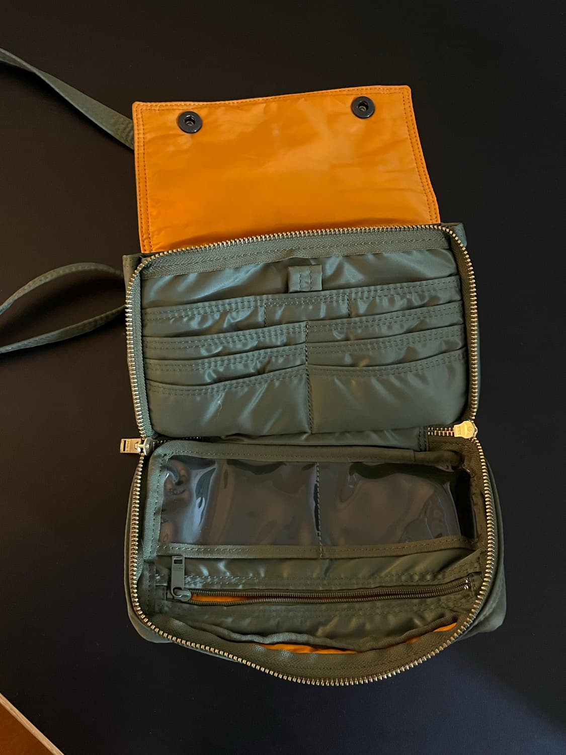 요시자포터 탱커 스냅 숄더백 상품이미지3