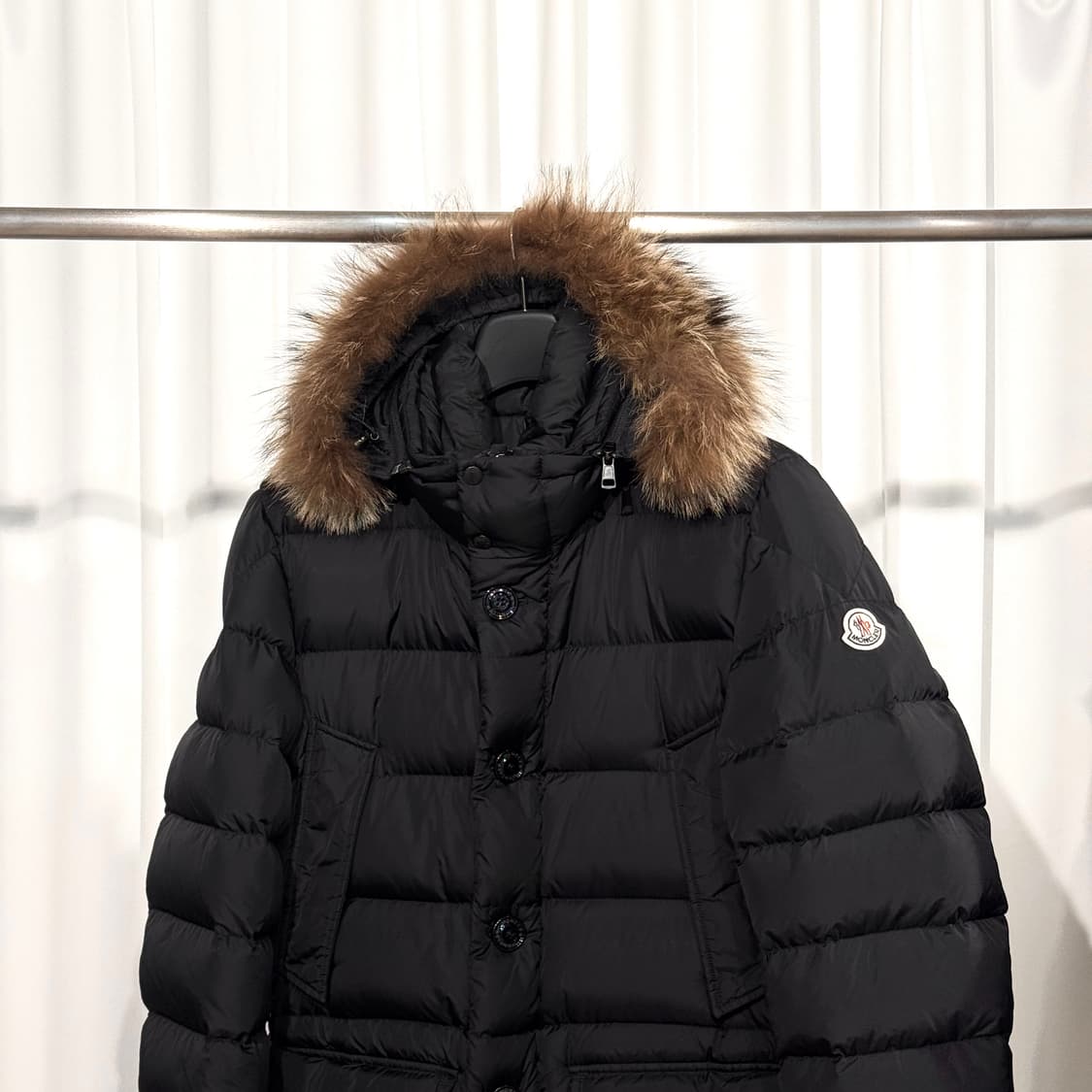 몽클레어 클루니 다운패딩 블랙 4 상품이미지2