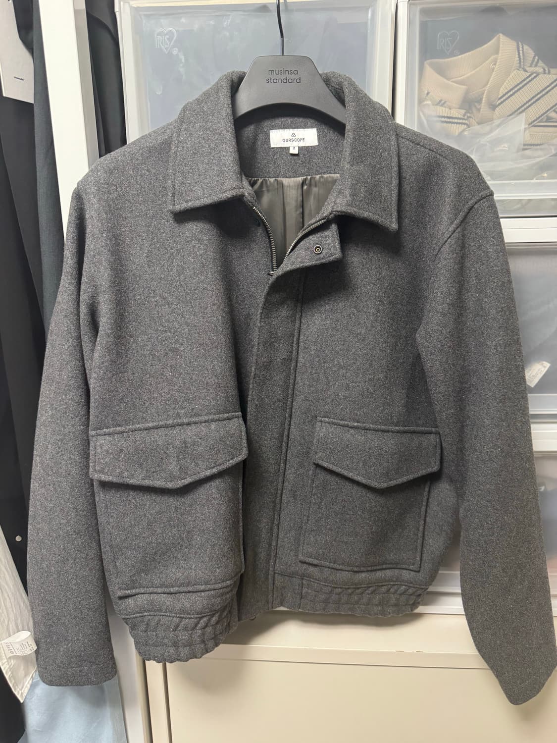 아워스코프 울 벨로우스 자켓 차콜 2사이즈 105 상품이미지1