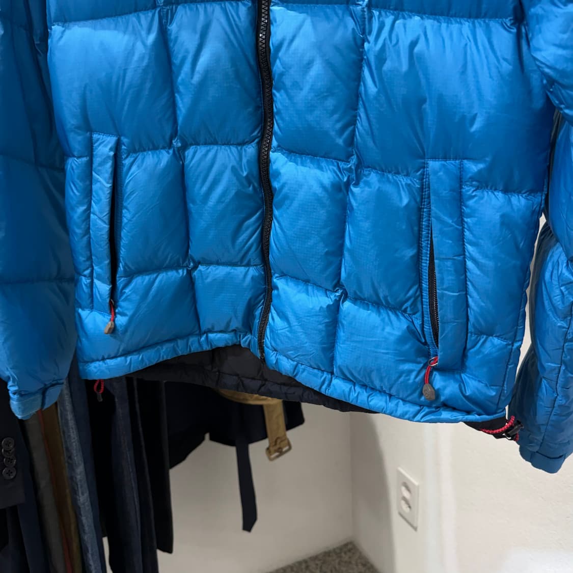 노스페이스 써밋 구스패딩 상품이미지3