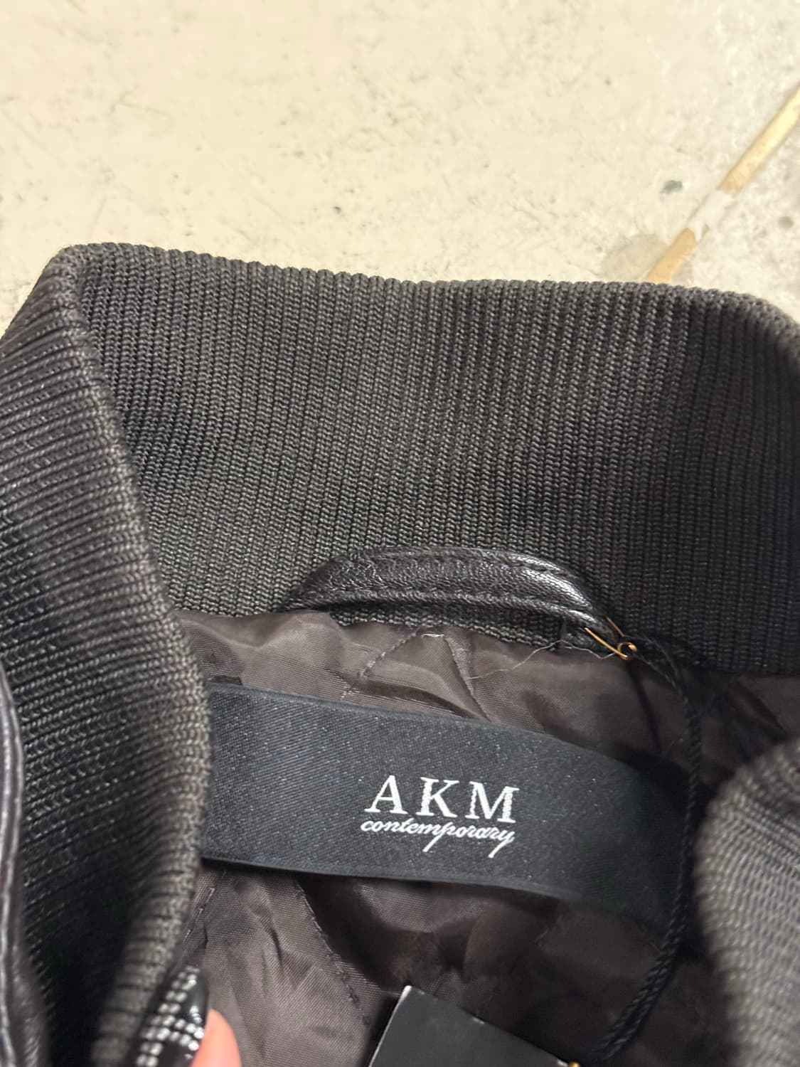 AKM neck button point leather jacket 상품이미지10