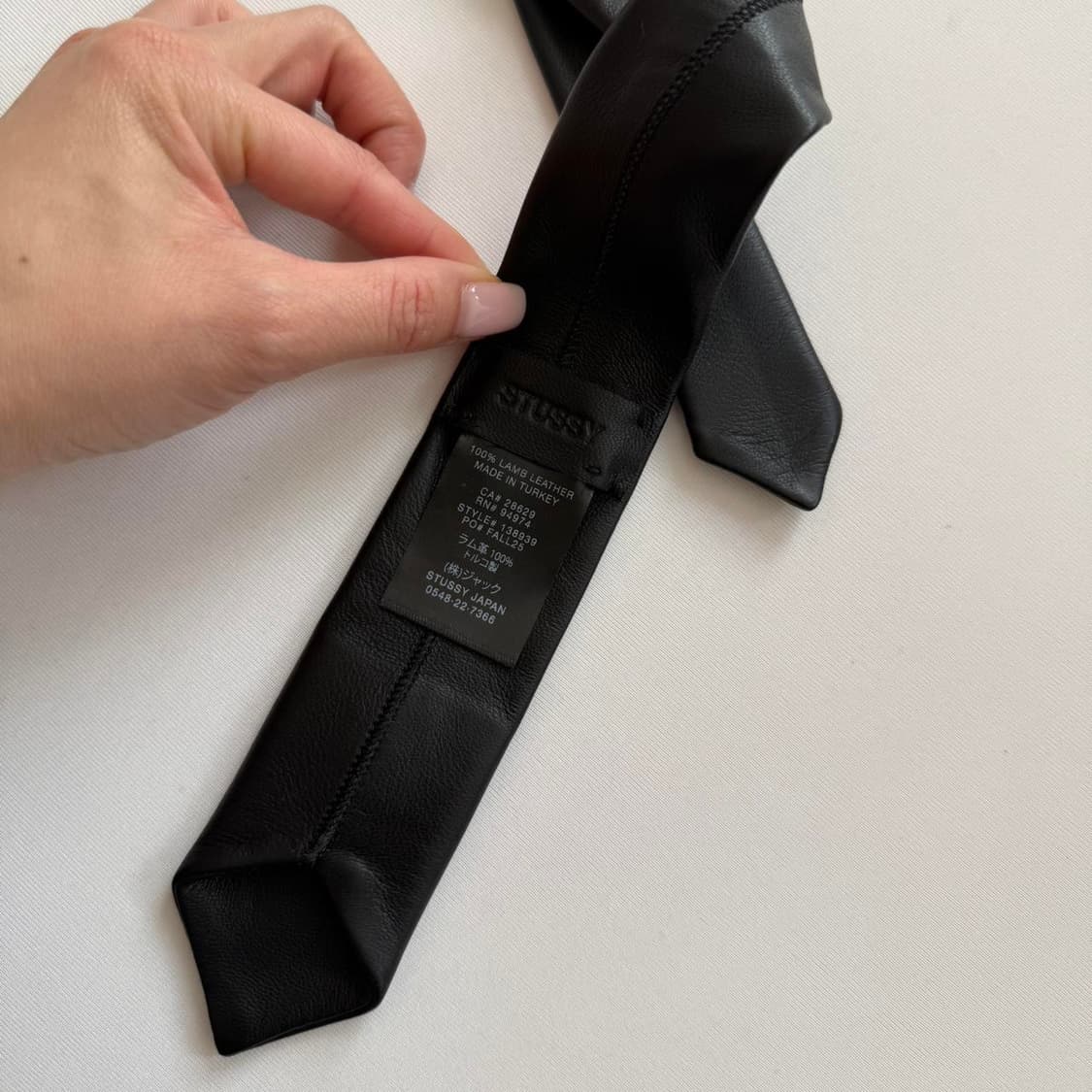 스투시 레더 넥타이 상품이미지2