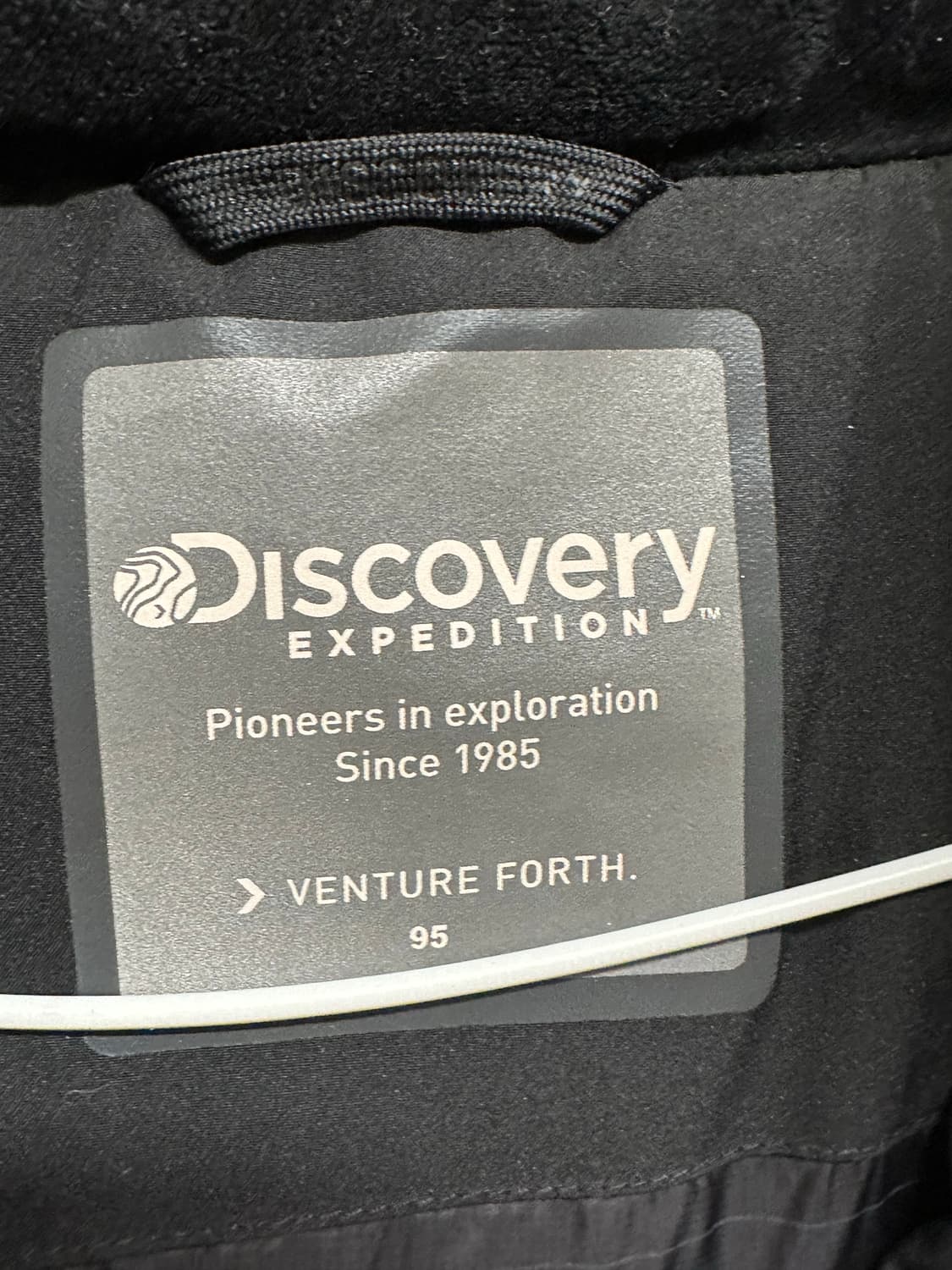 [95] 디스커버리 벤투어 F/W 패딩 블랙 상품이미지4