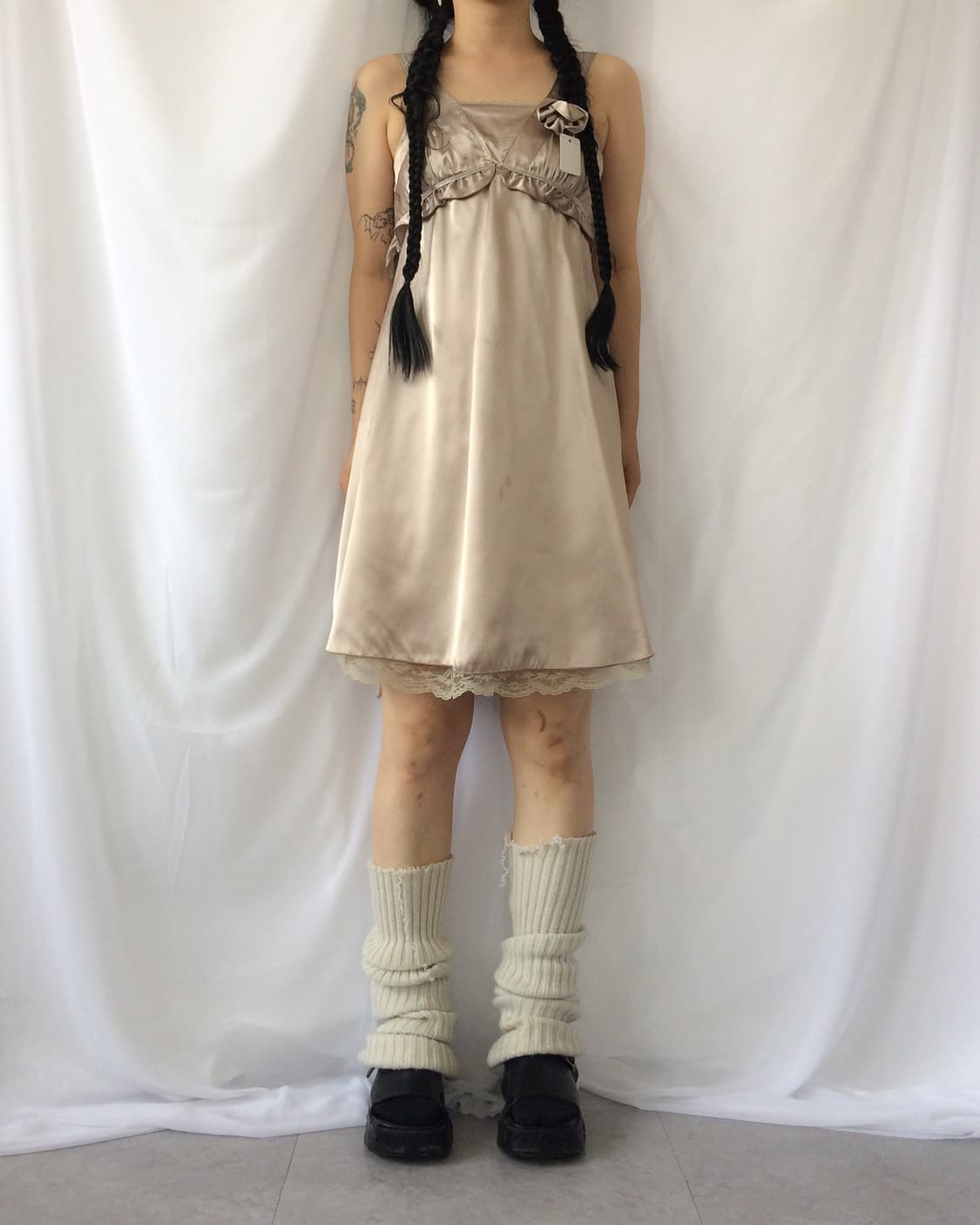 Corsage point glossy sleeveless onepiece 상품이미지1