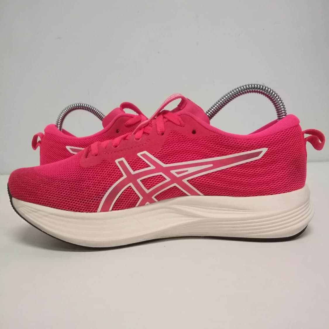 아식스 여성 러닝화 에보라이드 스피드 - 235사이즈 (상태 최상) 상품이미지4