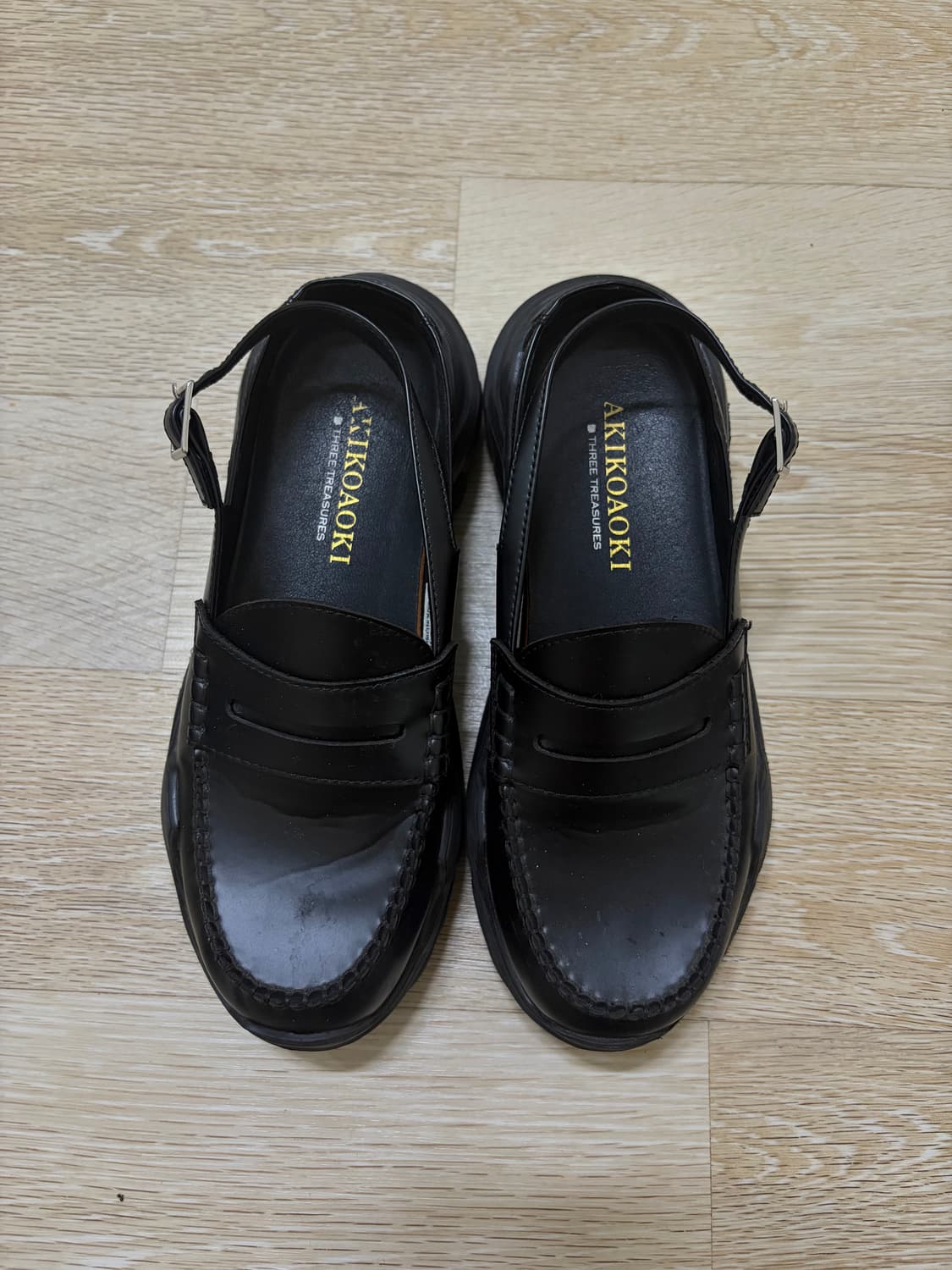 akiko aoki strab loafer 아키코아오키 가죽 스트랩 로퍼 상품이미지2