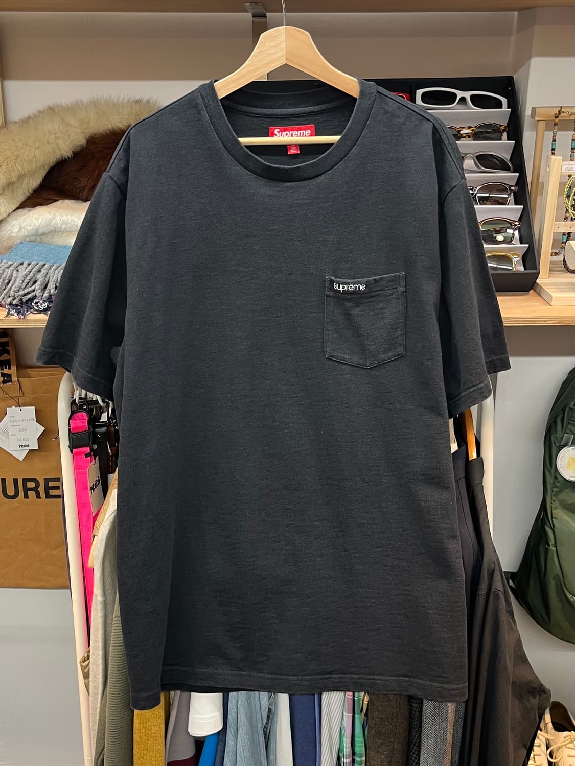 [105] 슈프림 포켓 반팔티 XL  상품이미지1