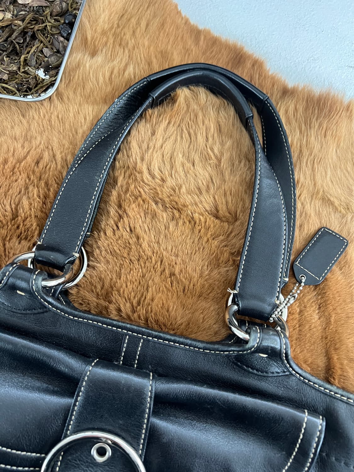 올드 코치 레더 핸드백 상품이미지2