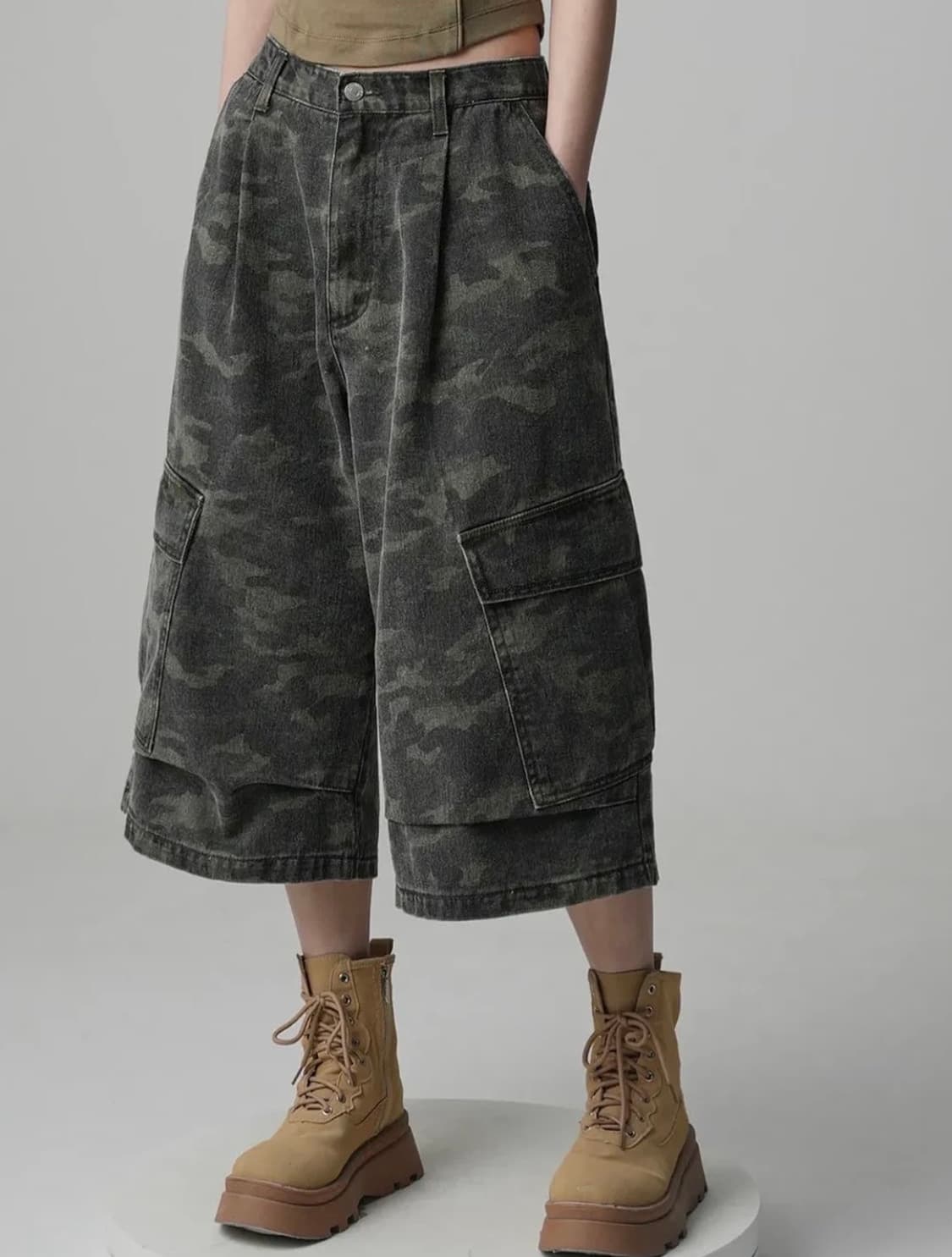 [XS]어반드레스 빅 카모 버뮤다 팬츠 상품이미지2