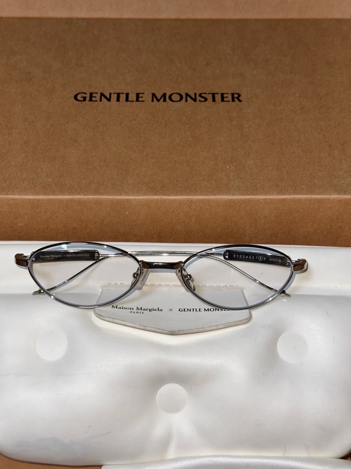 풀박스) 젠틀몬스터 마르지엘라 mm216 실버 클리어 상품이미지3