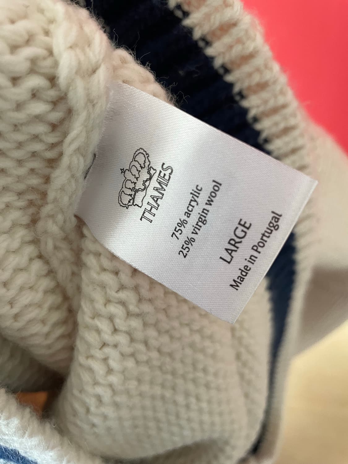 템즈 브이넥 니트 상품이미지5