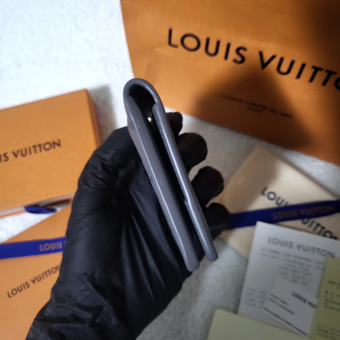 [신형/새상품급] 루이비통 쉐도우 오거나이저 카드지갑 그레이 상품이미지7