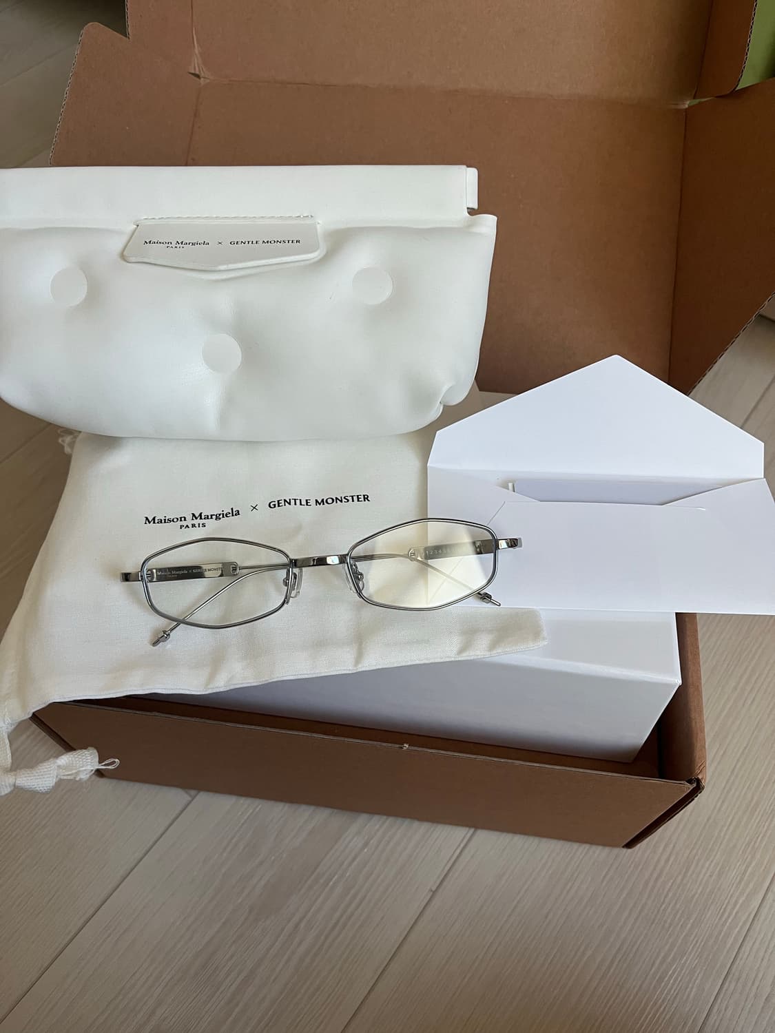 젠틀몬스터 MM218 실버 상품이미지1