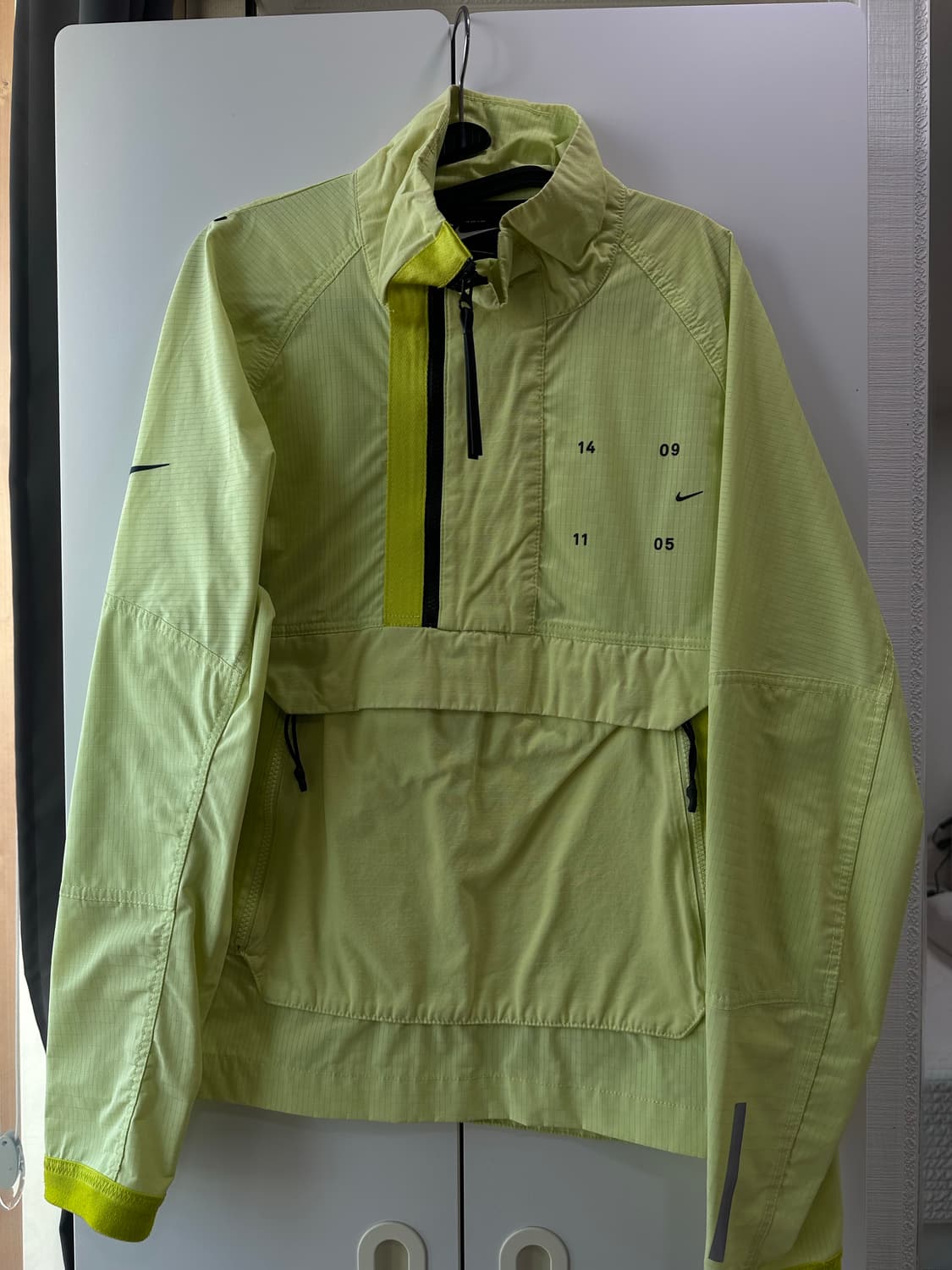 나이키 아노락 바람막이 상품이미지1