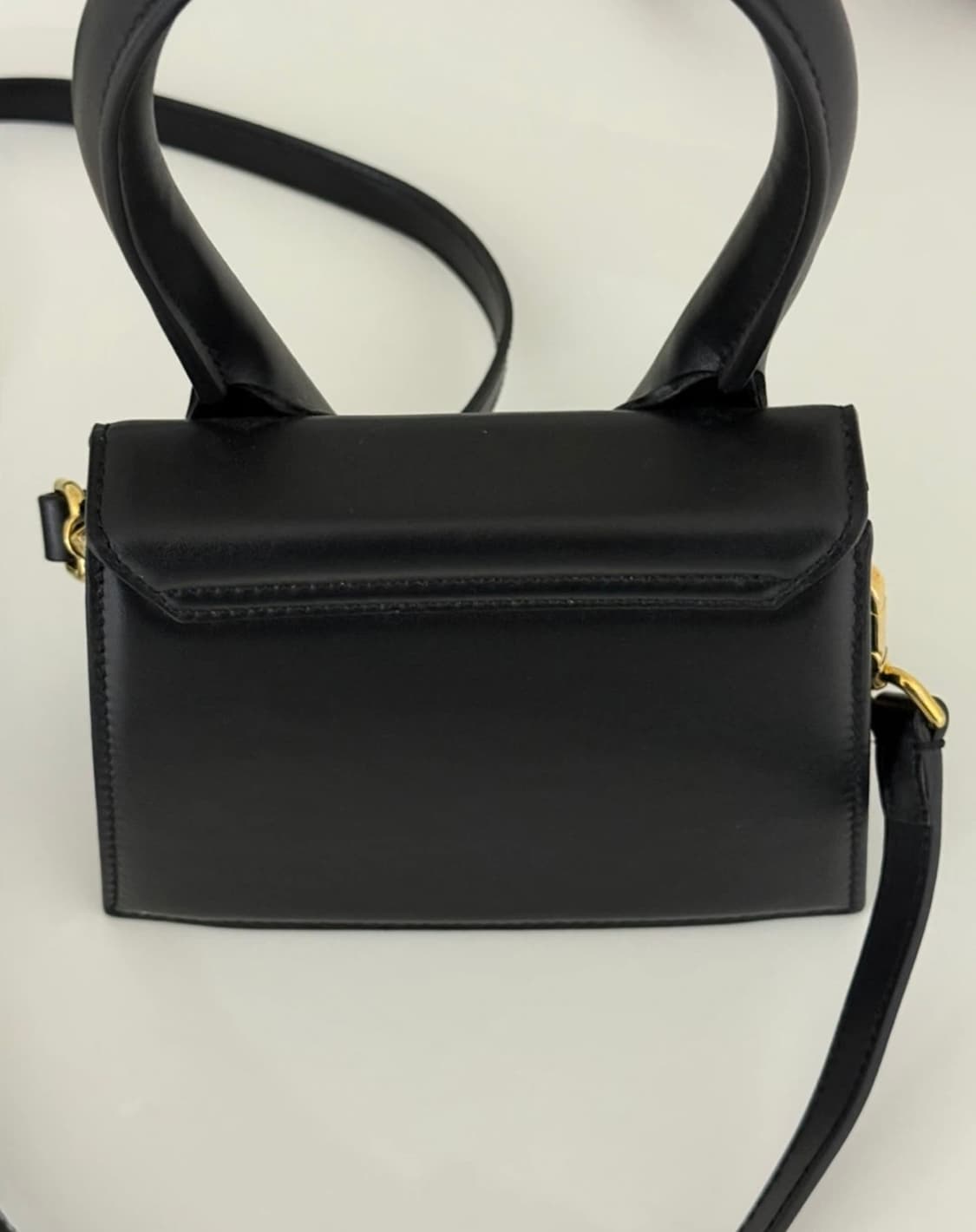 자크뮈스 르 치키토 모옌 레더백 상품이미지6